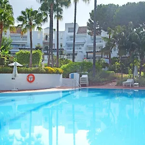  Apartment White Pearl Beach Elviria