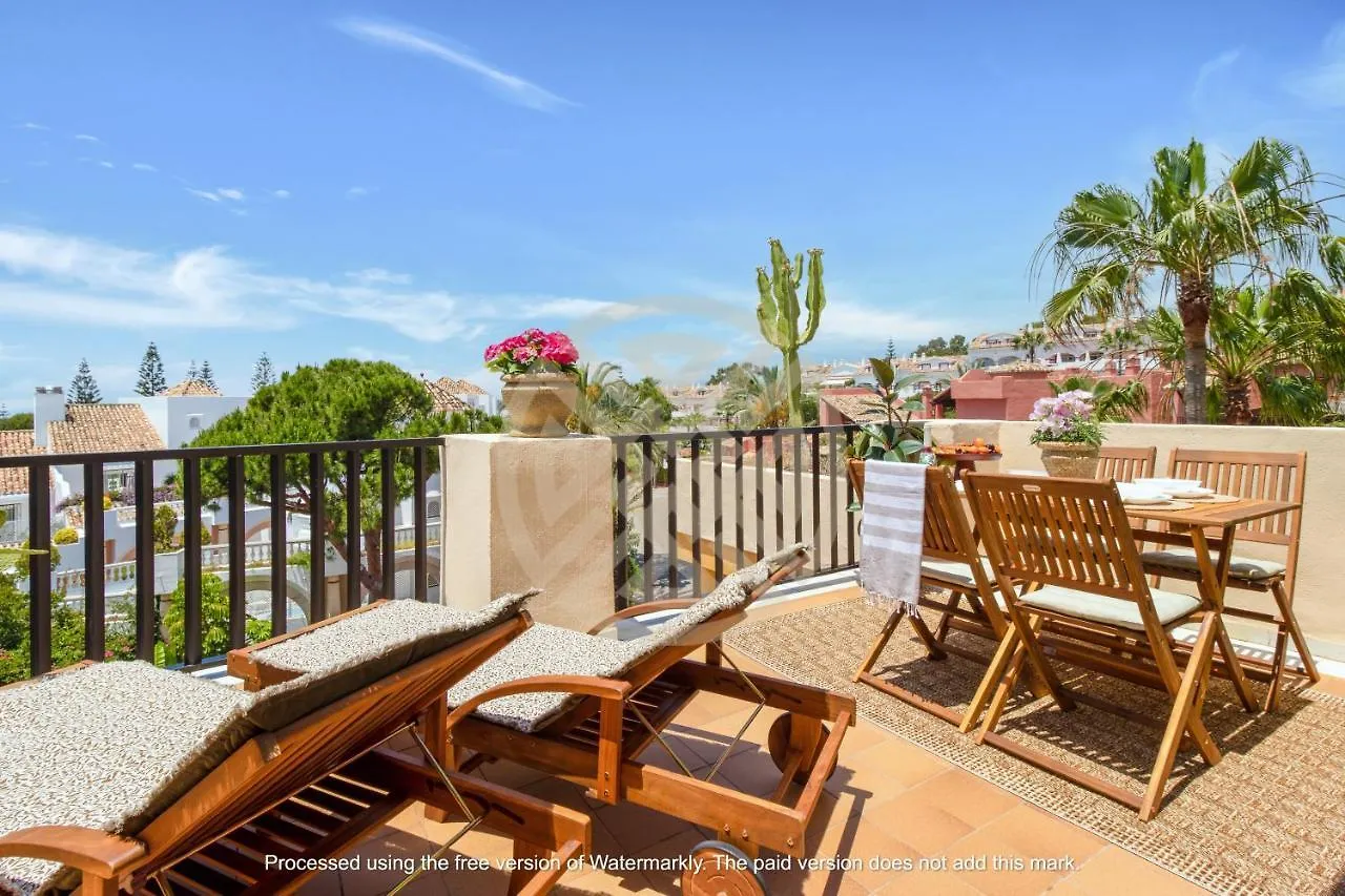 Sea View Studio I Penthouse, Beach Front Urbanization Romana Playa Elviria Apartment Marbella